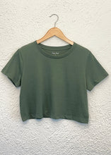 Load image into Gallery viewer, Premium Cotton Crop Tees