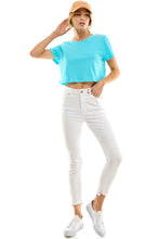 Load image into Gallery viewer, Boxy Cotton Crop Tees