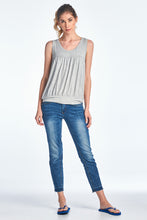 Load image into Gallery viewer, Sleeveless Shirred Front Solid Tank Top
